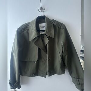 Abercrombie & Fitch Cropped Trench Coat